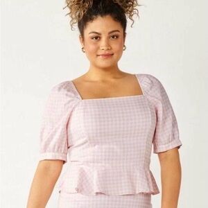 Draper James Pink/White Gingham Smocked
Peplum Hem Blouse With Balloon Sleeves